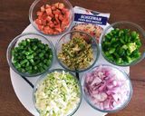 સેઝવાન ફ્રાઇડ રાઇસ (Schezwan Fried Rice Recipe In Gujarati) રેસીપી સ્ટેપ1ફોટો