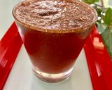 A picture of step 4 of Strawberry Mint And Ginger Spritzer.