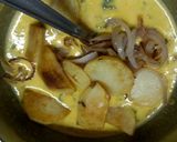 A picture of step 3 of Spanish Omelet with an Indian Twist.