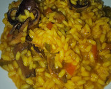 Foto del paso 9 de la receta: Arroz meloso de pulpitos, gambas langostineras y rovellones