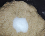 Foto del paso 4 de la receta: Pan integral con frutos secos y masa madre