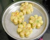 A picture of step 9 of Moringa Veg Rava Idli (No Fermentation | Kid-Friendly | 10-Minute Recipe).