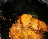 A picture of step 4 of Butter chicken khichdi.