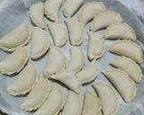 રવા ના ઘૂઘરા (Rava Ghughra Recipe In Gujarati) રેસીપી સ્ટેપ2ફોટો