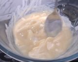 A picture of step 2 of Milky bar choco pea.