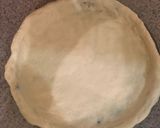 A picture of step 5 of Stuffed crust chicken fajita pizza🍕🧀.