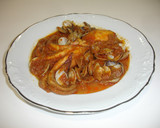 Foto del paso 13 de la receta: Pulpo con salsa de tomate y almejas
