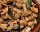 Foto del paso 8 de la receta: Sepia en salsa de cebolla y cerveza