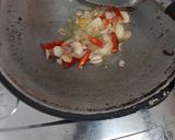Foto langkah ke 2 dari resep Tumis tiram kornet.