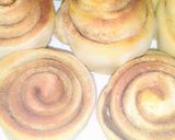 A picture of step 6 of Cinnamon rolls.