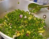 A picture of step 2 of Methi Saag.