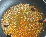 A picture of step 4 of Lucknowi kali masoor dal.