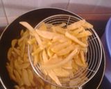 A picture of step 7 of Fried chips with kachumbari.