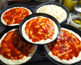 Foto del paso 6 de la receta: Pizza rellena y pizzas caseras
