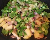 A picture of step 4 of Shakshuka.