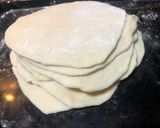 Hình bước làm 2 của món Bánh bao xá xíu hấp