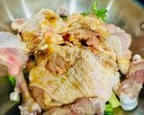 Hình bước làm 2 của món Cơm gà kiểu Thái
