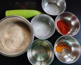 દુધી ના મુઠીયા (Dudhi Muthiya Recipe In Gujarati) રેસીપી સ્ટેપ1ફોટો