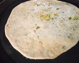 A picture of step 4 of Dhania ka Paratha.