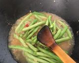 Foto langkah ke 3 dari resep Tumis buncis Singapore.