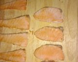 รูปขั้นตอนการทำที่ 4 ของ ซูชิแซลมอนย่าง (Grilled Salmon Sushi)