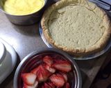 Foto del paso 7 de la receta: Tarta de frutillas 🍓