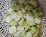 Foto langkah ke 2 dari resep Sayur Gambas sederhana.
