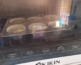 Foto langkah ke 6 dari resep Vanilla Cupcake (Moist and Fluffy).