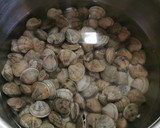 Foto del paso 1 de la receta: Crema de rape, gambas y almejas Thermomix