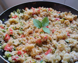 Foto del paso 4 de la receta: Arroz 🍱de coliflor🥦 con calabacin, pimiento rojo y mostaza🍛🍚🌶️