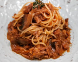 Foto del paso 10 de la receta: Espaguetis con ragú de costillas de cerdo al Oporto