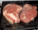 Foto del paso 1 de la receta: Bife con croute de hierbas