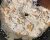 Foto del paso 3 de la receta: Tiburones sin gluten con salmón en salsa a la pimienta. (Sin lactosa)