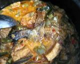 Foto langkah ke 5 dari resep Ikan asin Jambrong santan pedas.