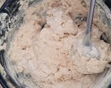 A picture of step 2 of Fluffy pancakes.