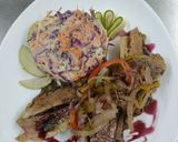 Foto del paso 6 de la receta: Ternera braseada con ensalada coleslaw y salsa Malbec