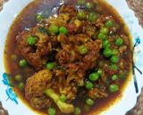 A picture of step 11 of Cauliflower green peas curry.