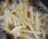 A picture of step 2 of Restaurant style cheese fries.