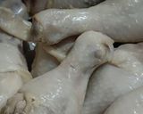 Foto langkah ke 1 dari resep Ayam goreng sederhana.