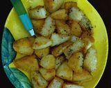A picture of step 3 of LEFTOVER IDLI STIR - FRY.
