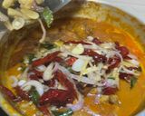 Gambar langkah 7 resipi Kari Ayam Tumis Darat.