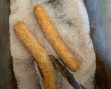 A picture of step 6 of Churros.