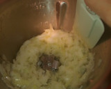 Foto del paso 2 de la receta: Sopa de cebolla en MC con tostas de queso