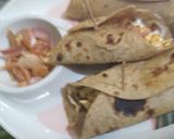 A picture of step 5 of Mayo Paneer Kathi Roll.