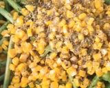 Foto langkah ke 4 dari resep Beef steak+Garlic baby beans and corn+Creamy mushroom sauce.