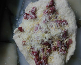 Foto del paso 1 de la receta: Bizcochos de salame y queso con hojaldre express