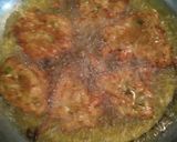 A picture of step 5 of Kadu ke pakory(pumpkin fritters).