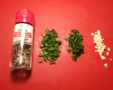 Foto del paso 2 de la receta: Arroz a la cubana, con plátano y salsa de tomate casera picante