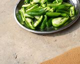 मसाला मिर्ची अचार (masala mirchi achar recipe in Hindi) रेसिपी चरण 1 फोटो