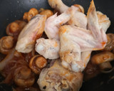 Foto del paso 4 de la receta: Pollo a la cola